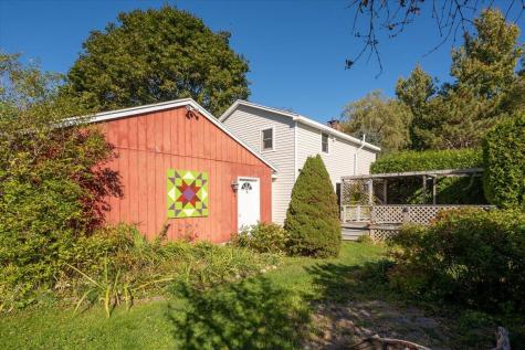 11 Sunnyfield Lane Warren ME 04864