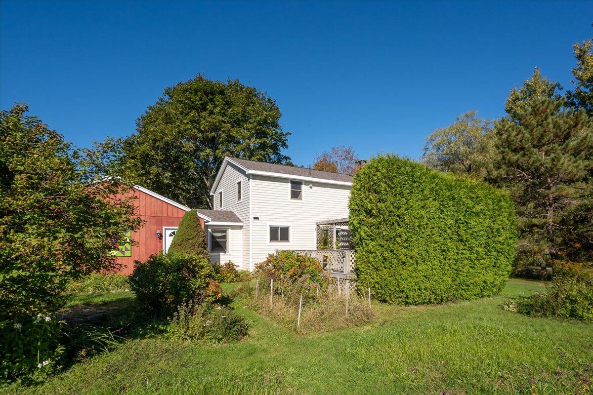 11 Sunnyfield Lane Warren ME 04864