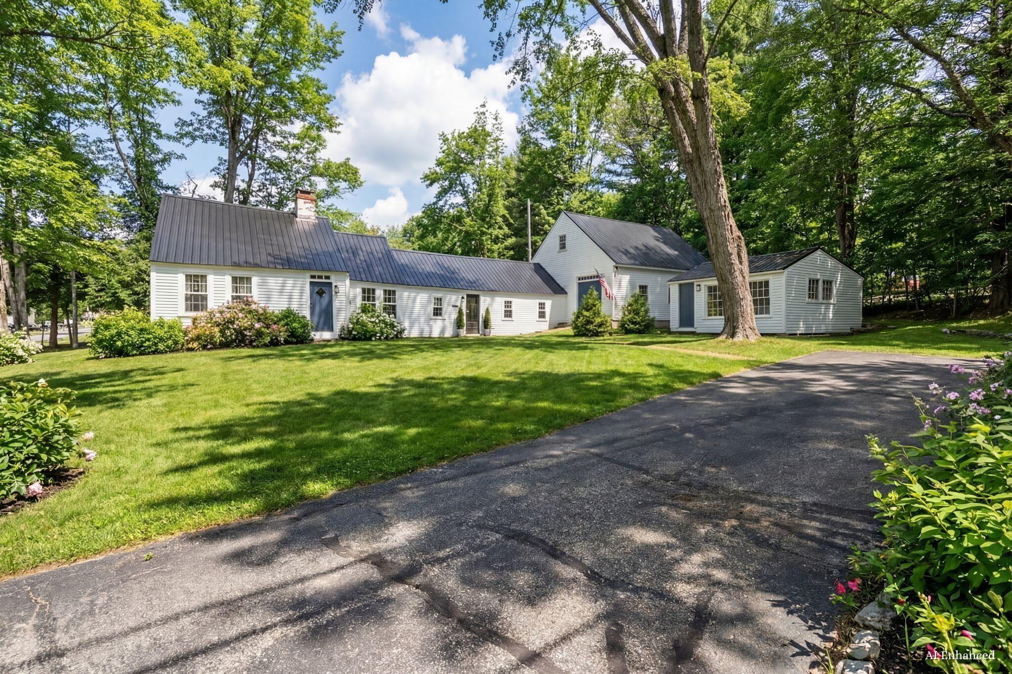 37 Main Street Raymond ME 04071