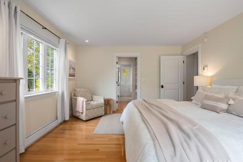 6 Tidewater Cove Falmouth ME 04105