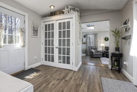 12 Priscilla Avenue Biddeford ME 04005