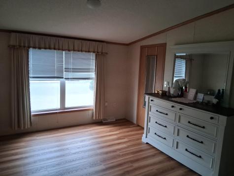 1 Ivy Drive Norway ME 04268