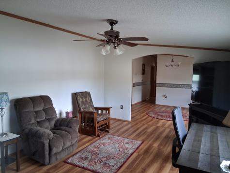 1 Ivy Drive Norway ME 04268