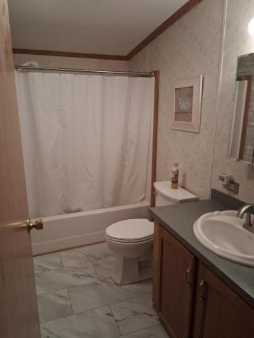 1 Ivy Drive Norway ME 04268