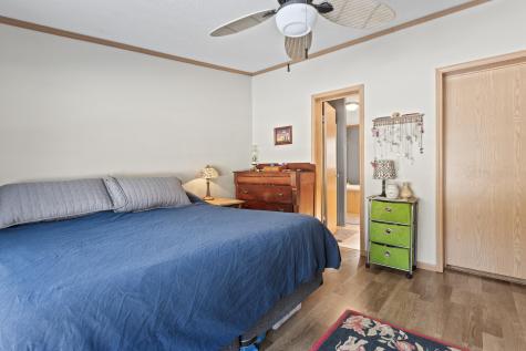 16 Middle Road Kennebunk ME 04043