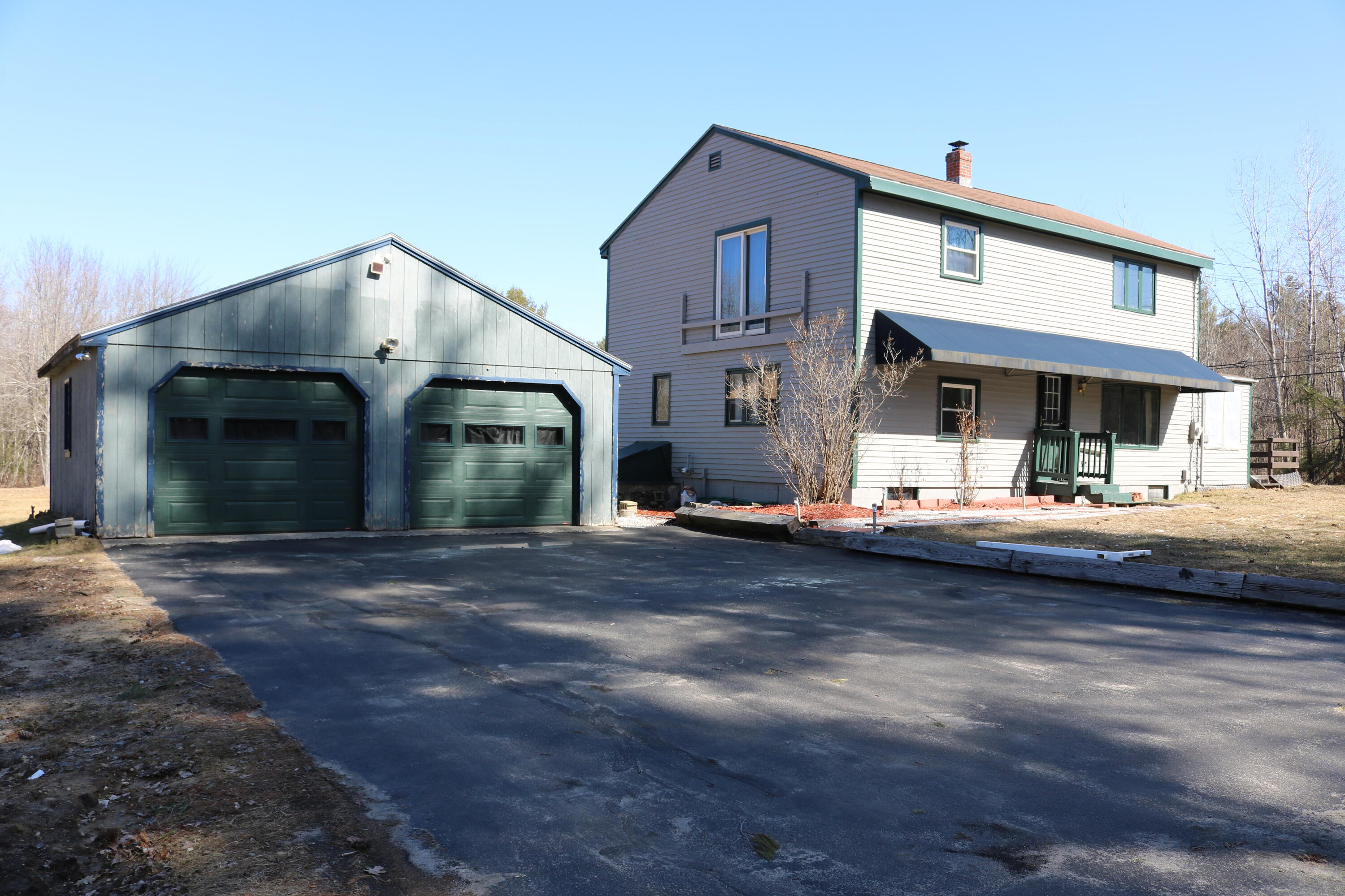 3 Old Standish Road Buxton ME 04093