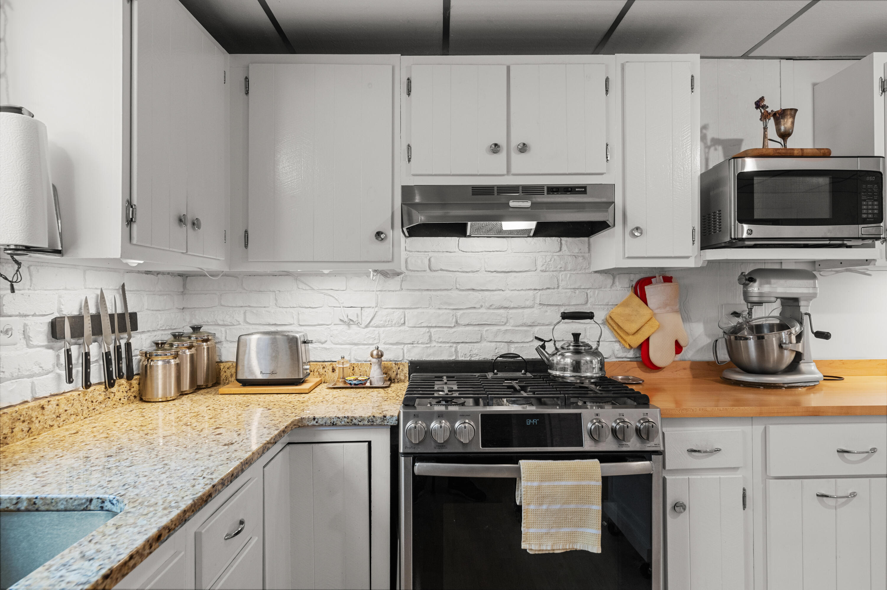 56 Lincoln Avenue Gardiner ME 04345