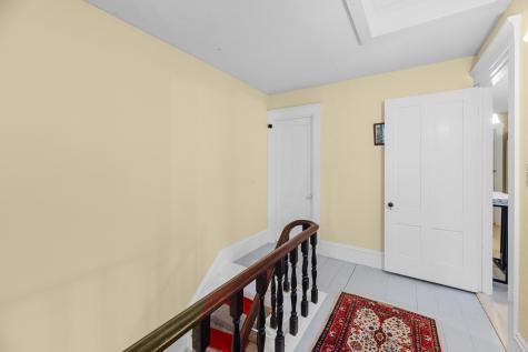 56 Lincoln Avenue Gardiner ME 04345