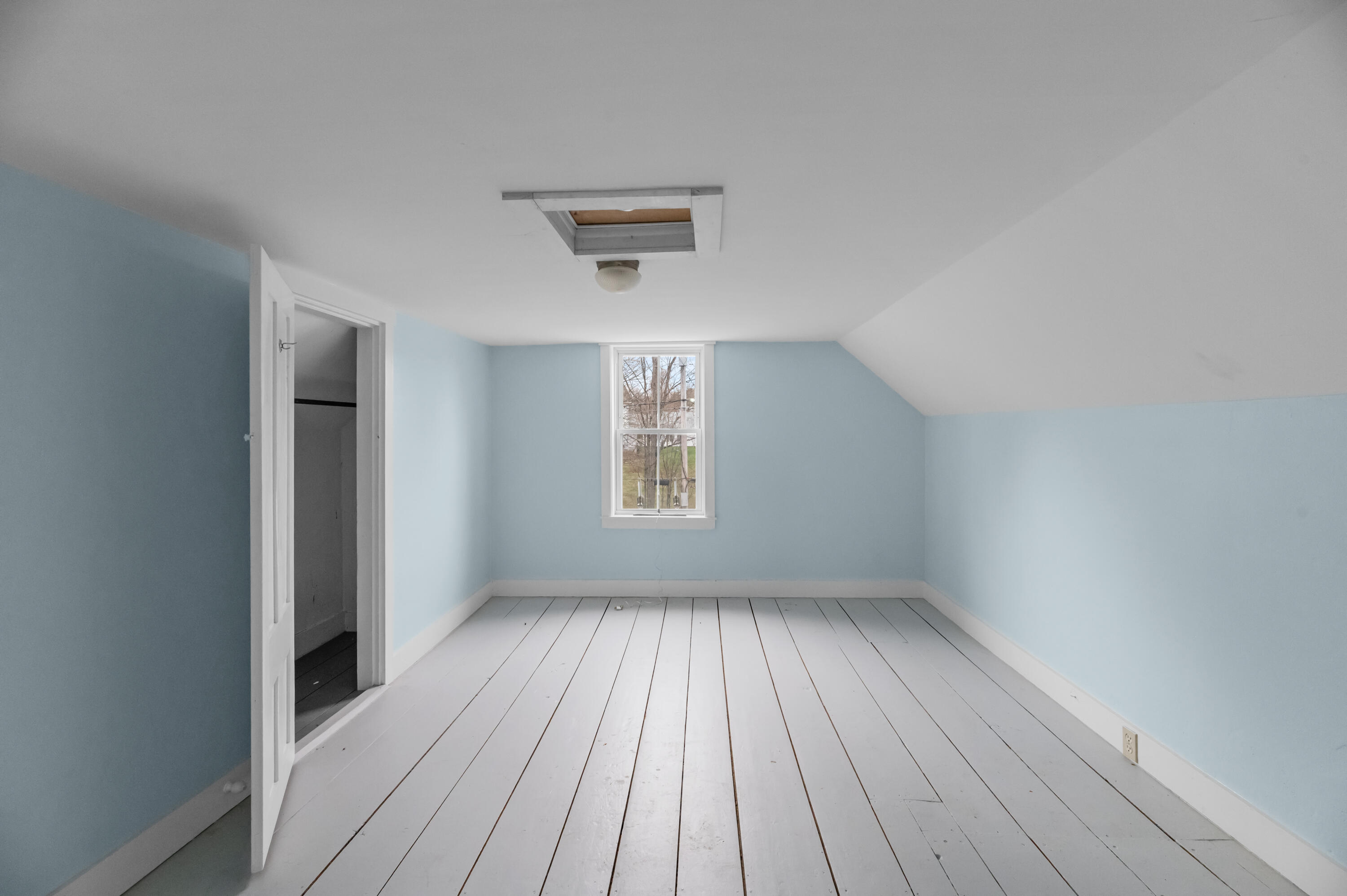 56 Lincoln Avenue Gardiner ME 04345