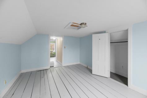56 Lincoln Avenue Gardiner ME 04345