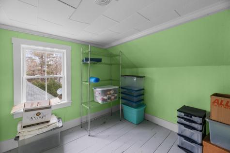 56 Lincoln Avenue Gardiner ME 04345