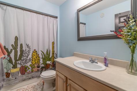 53 Cardinal Way Bangor ME 04401