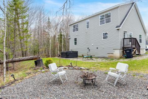 53 Cardinal Way Bangor ME 04401