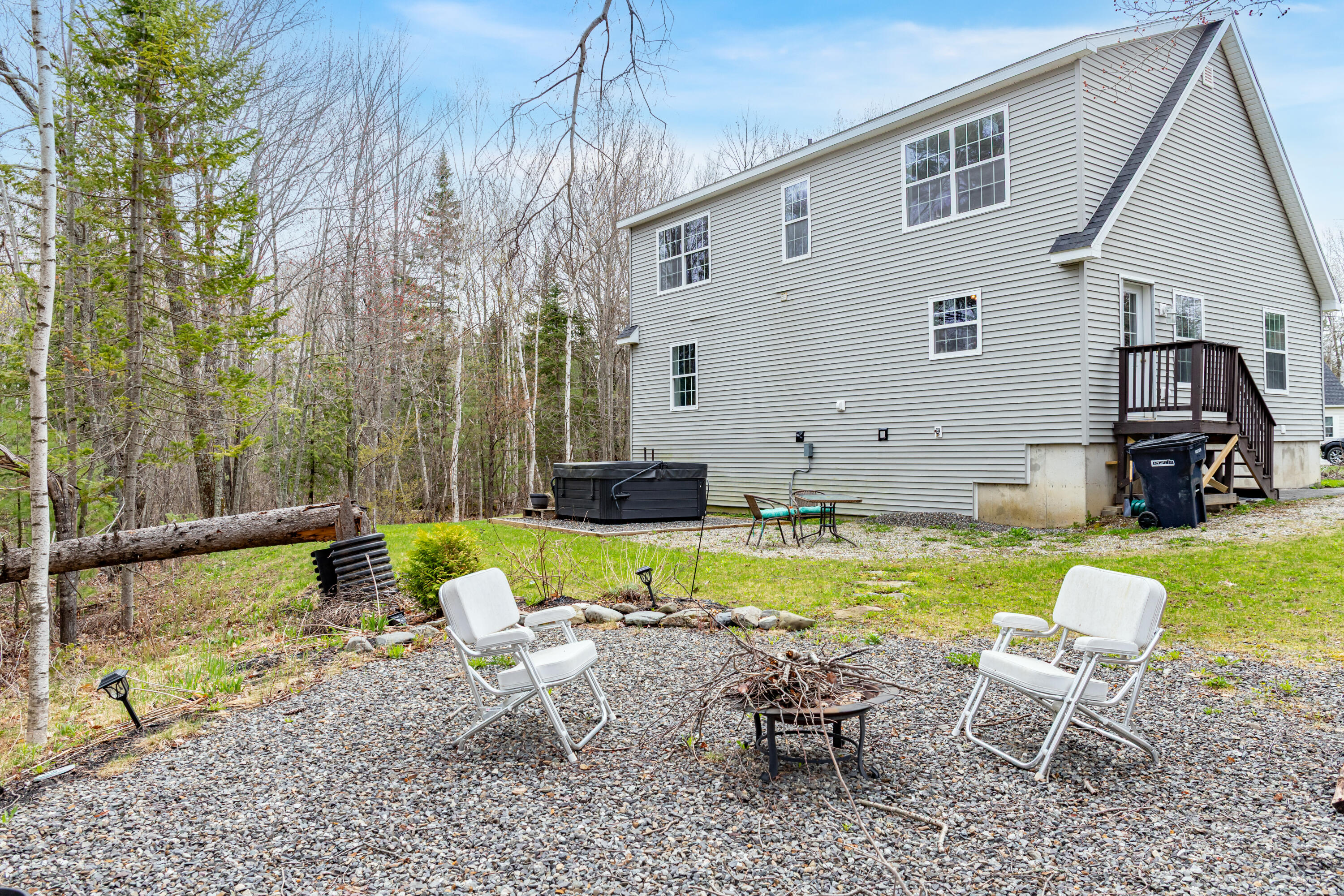 53 Cardinal Way Bangor ME 04401