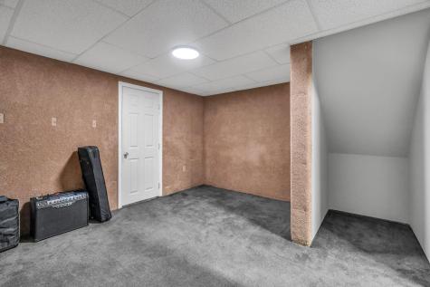 160 Baker Road Winterport ME 04496