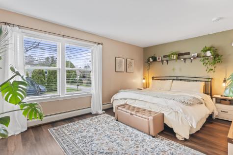 7 Bickford Avenue Brunswick ME 04011