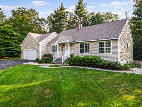 30 Fortin Drive Minot ME 04258