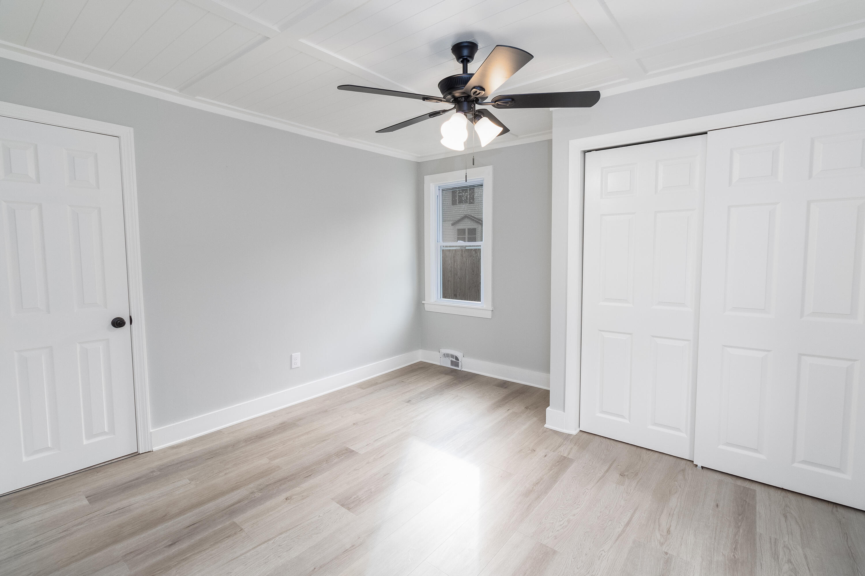 34 Flanders Street Auburn ME 04210