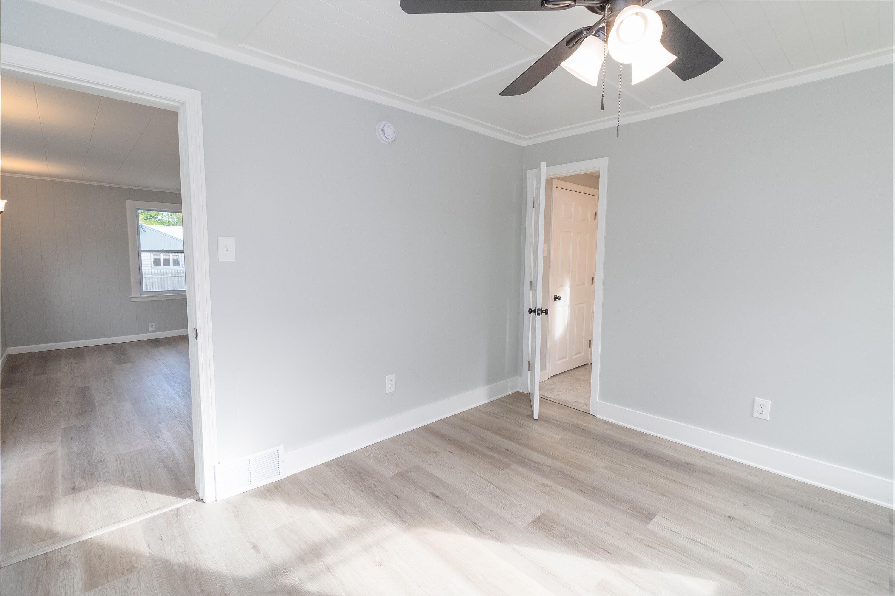 34 Flanders Street Auburn ME 04210