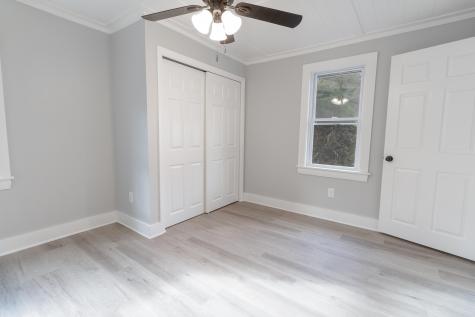 34 Flanders Street Auburn ME 04210