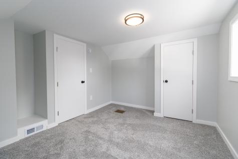 34 Flanders Street Auburn ME 04210