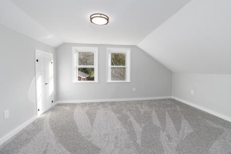 34 Flanders Street Auburn ME 04210