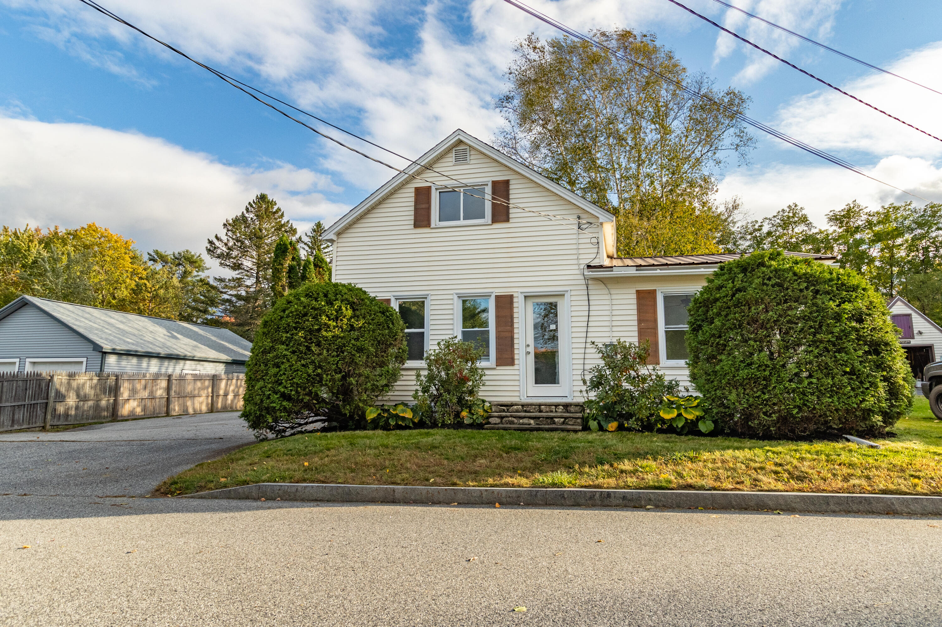 34 Flanders Street Auburn ME 04210