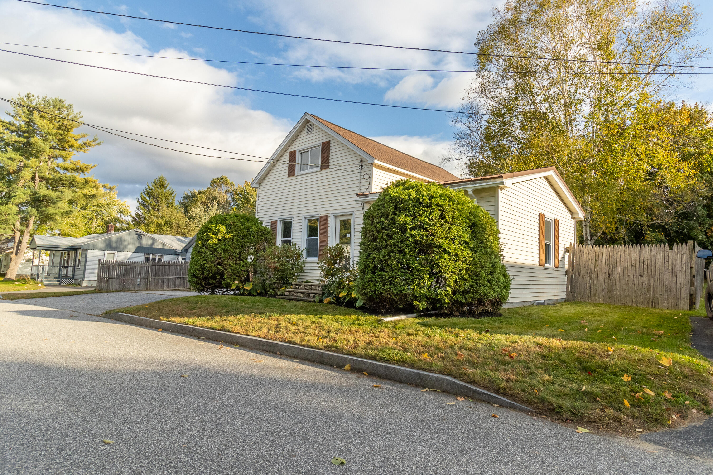 34 Flanders Street Auburn ME 04210