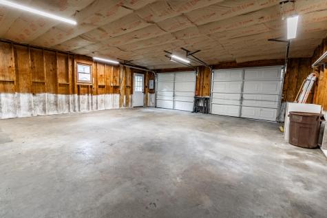 34 Flanders Street Auburn ME 04210