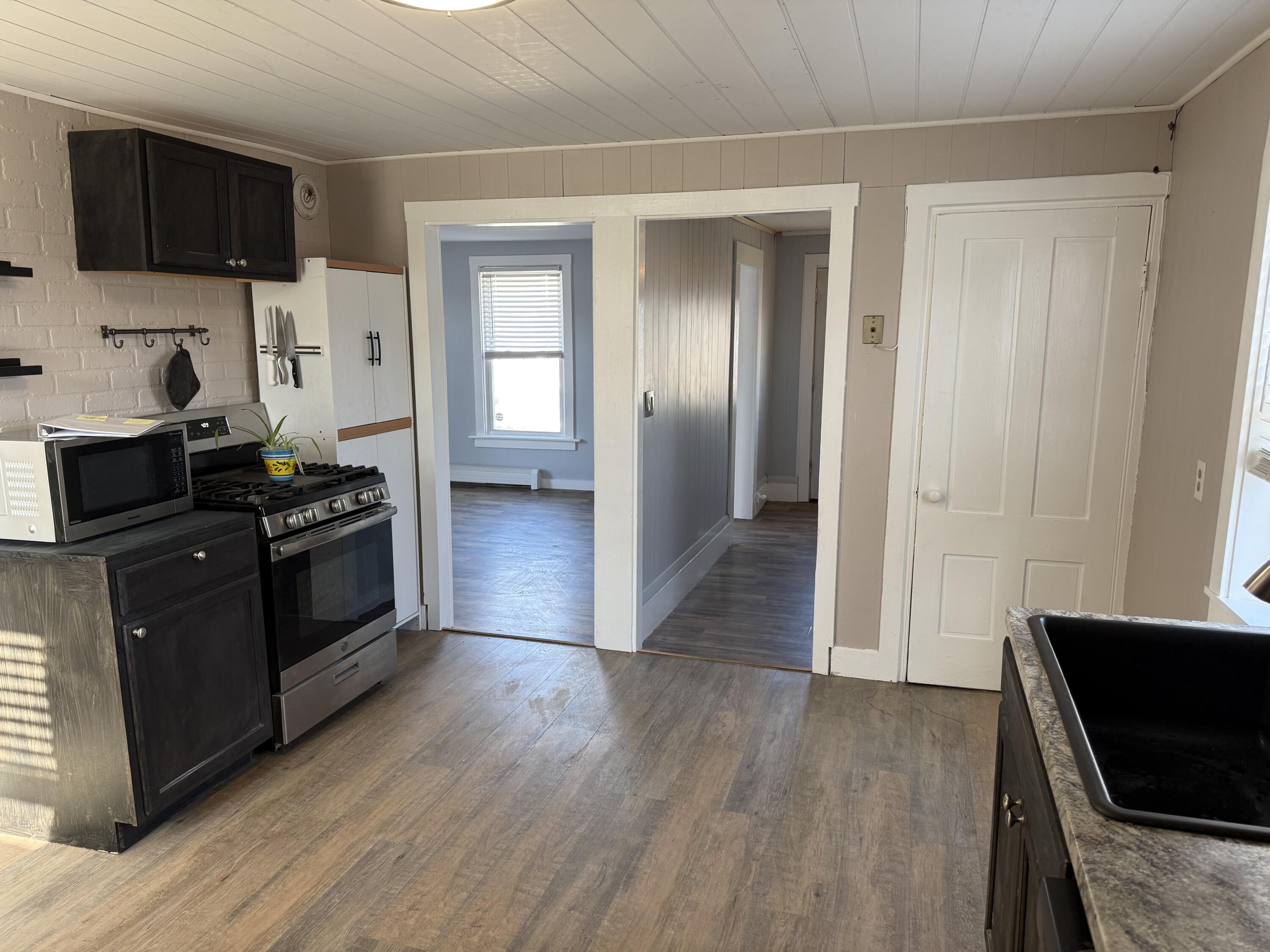 20 Lisle Street Rockland ME 04841