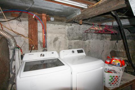 38 Auburn Road Peru ME 04290