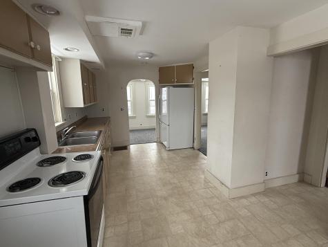 38 Auburn Road Peru ME 04290