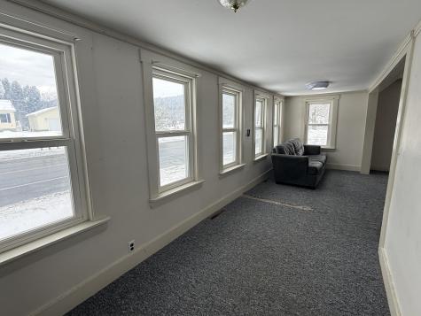 38 Auburn Road Peru ME 04290