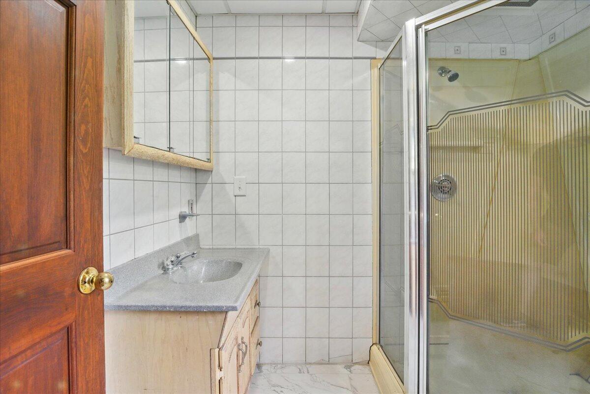 32 Skillings Corner Road Auburn ME 04210