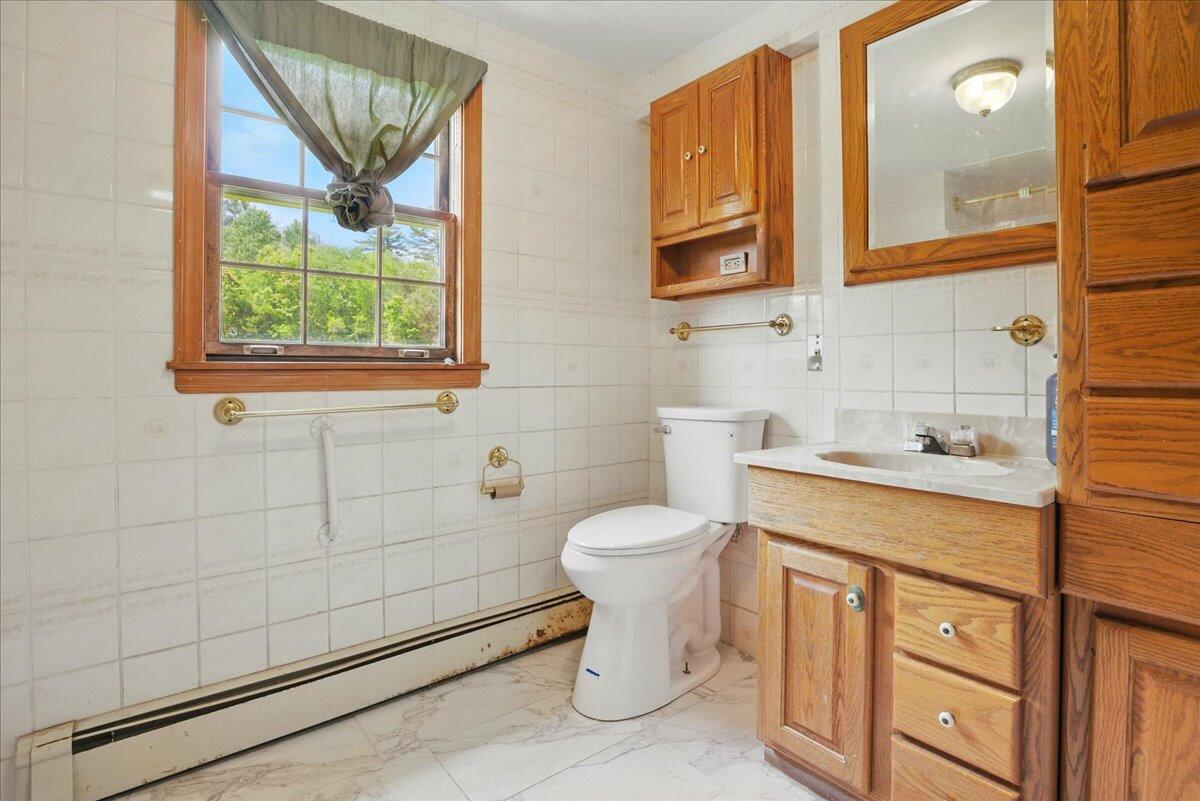 32 Skillings Corner Road Auburn ME 04210