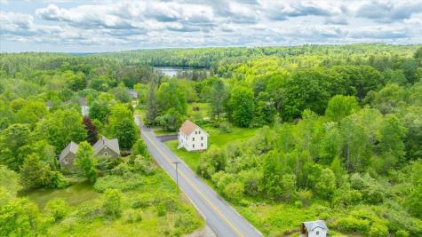 32 Skillings Corner Road Auburn ME 04210