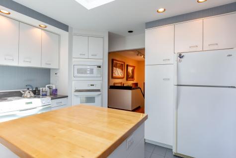 9 Adele Street Lewiston ME 04240