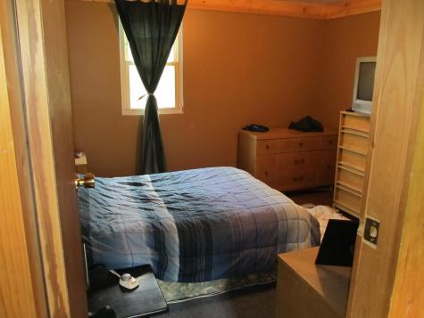 17 Kingsbury Road Wellington ME 04942