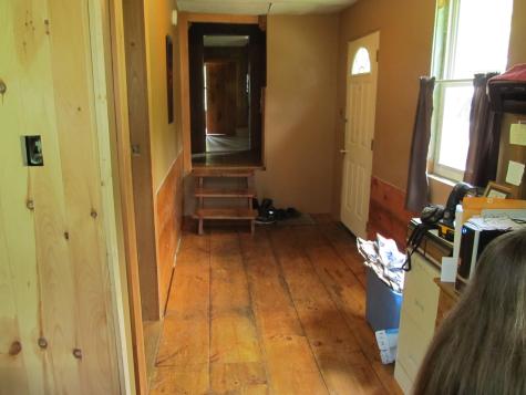 17 Kingsbury Road Wellington ME 04942