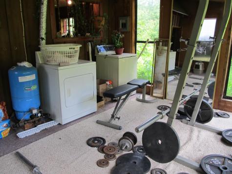 17 Kingsbury Road Wellington ME 04942