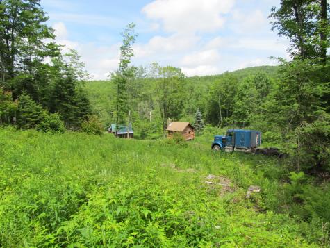 17 Kingsbury Road Wellington ME 04942