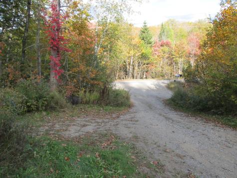 17 Kingsbury Road Wellington ME 04942