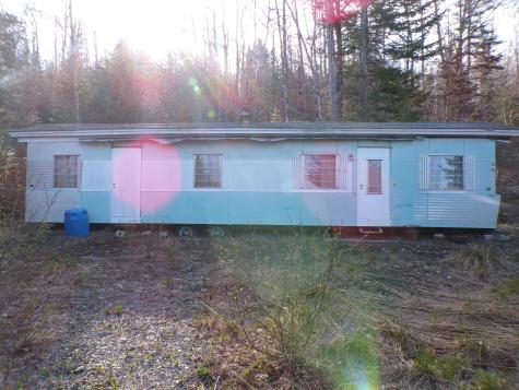 17 Kingsbury Road Wellington ME 04942