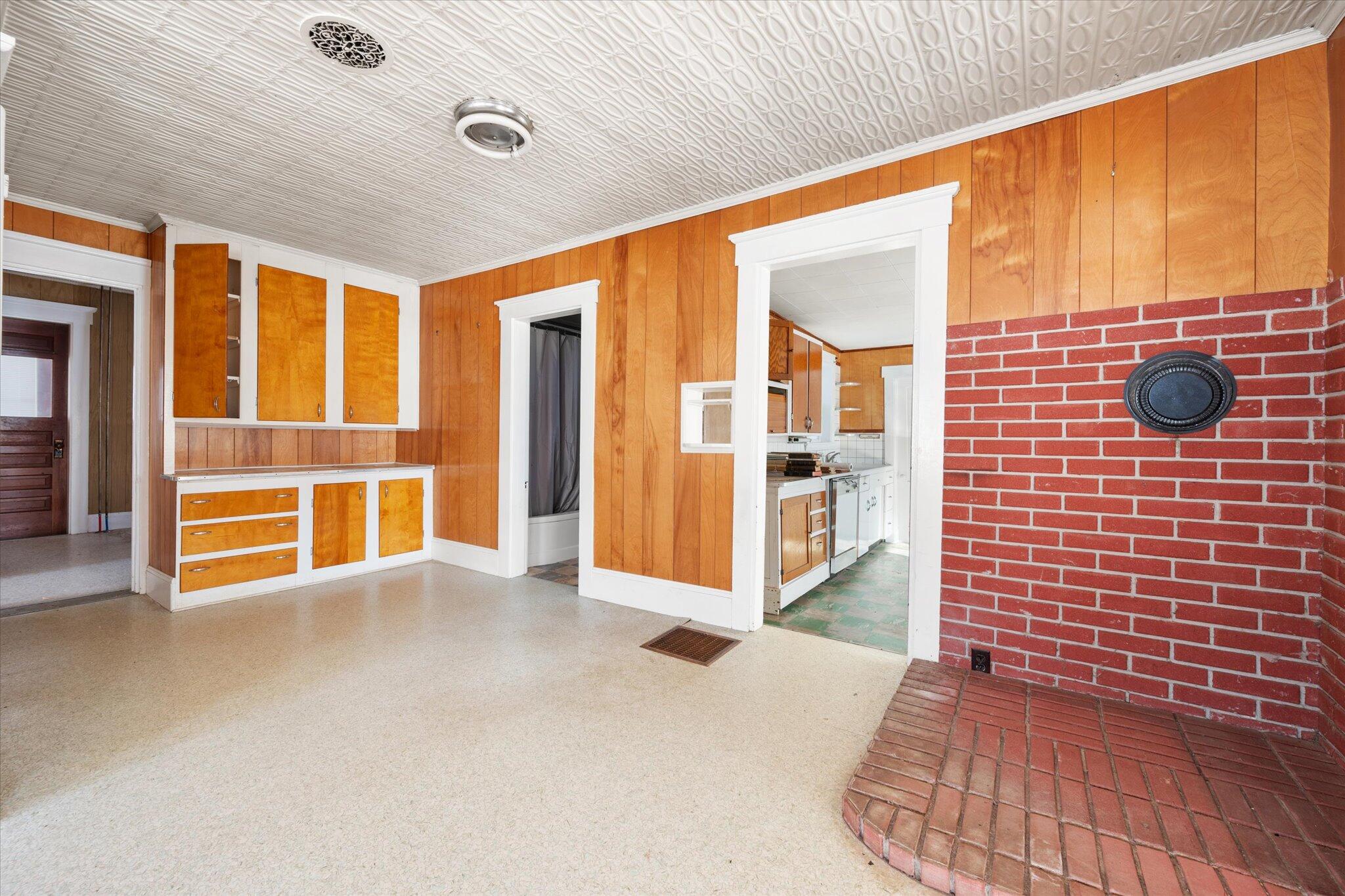 17 Houston Road Plymouth ME 04412