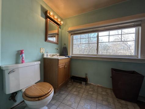 24 Collette Street Waterville ME 04901