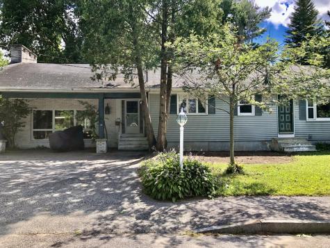 20 Nineteenth Street Auburn ME 04210