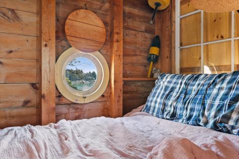 9999 Cove Island Harrington ME 04643