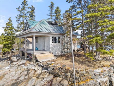 9999 Cove Island Harrington ME 04643