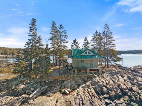 9999 Cove Island Harrington ME 04643