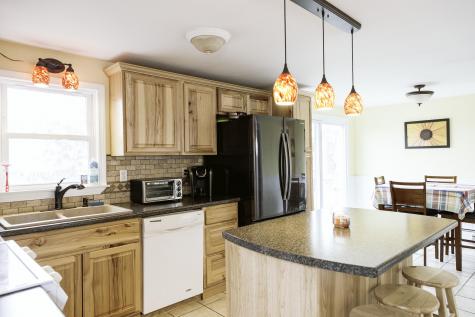 32 Madison Street Auburn ME 04210